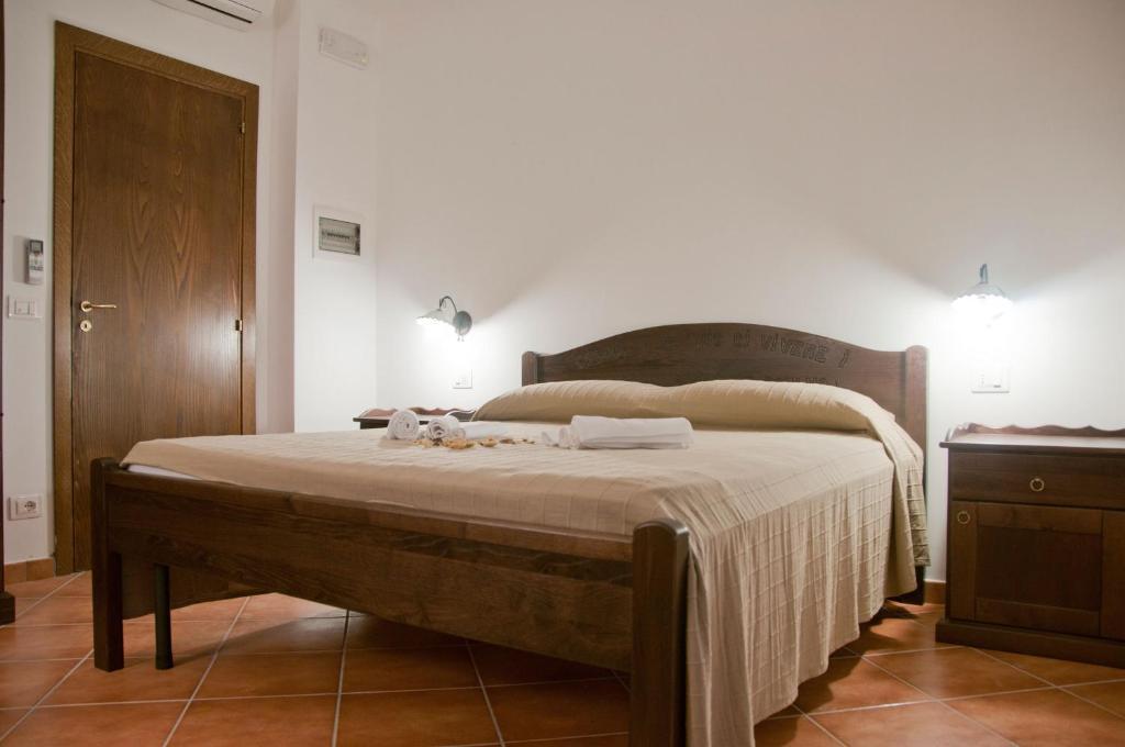 Casale Il Gheppio Guest House Laureana Cilento Room photo