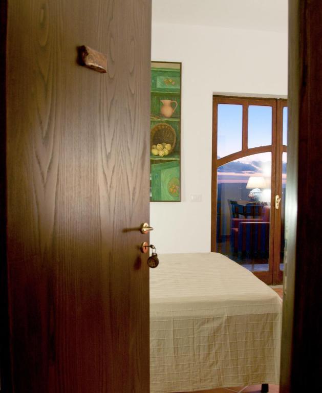 Casale Il Gheppio Guest House Laureana Cilento Room photo
